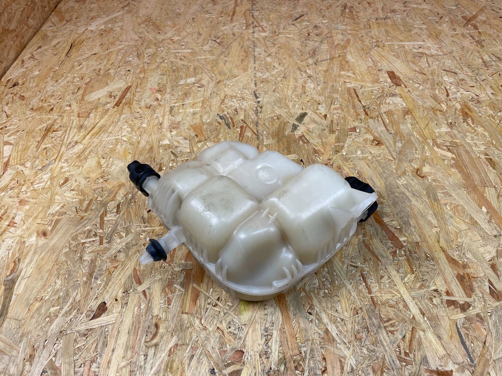 фото №8, Бак бачок расширительный bmw 1 f40 2 f44 8669928