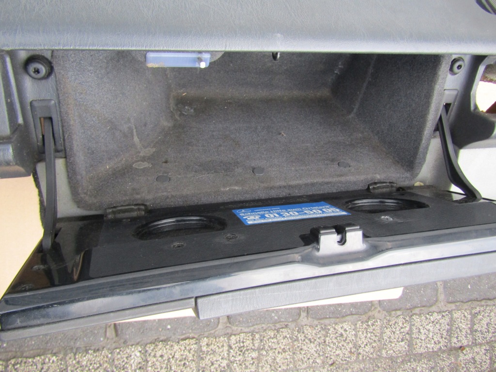 6 mercedes w124 85-89 вузька молдинг панель приладів приладова do szarego салону Доставка