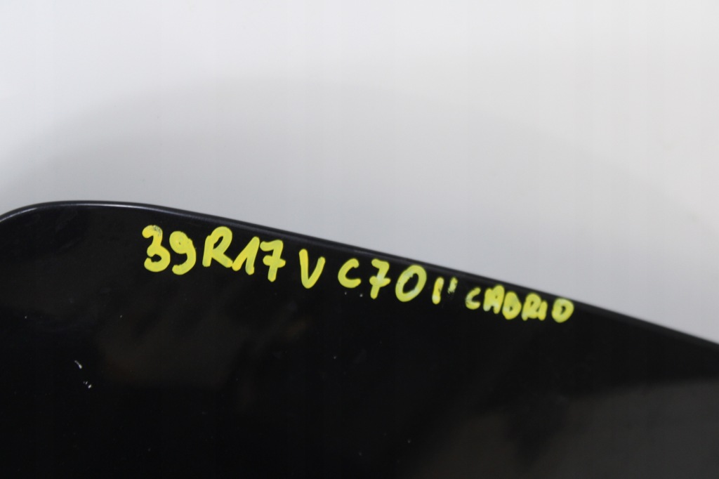 Volvo c70 2 06r- капот крышка двигателя 452 в Украине