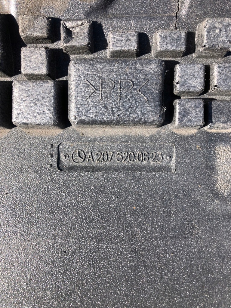 фото №11, Mercedes w207 плита захист бампера перед a2075200623