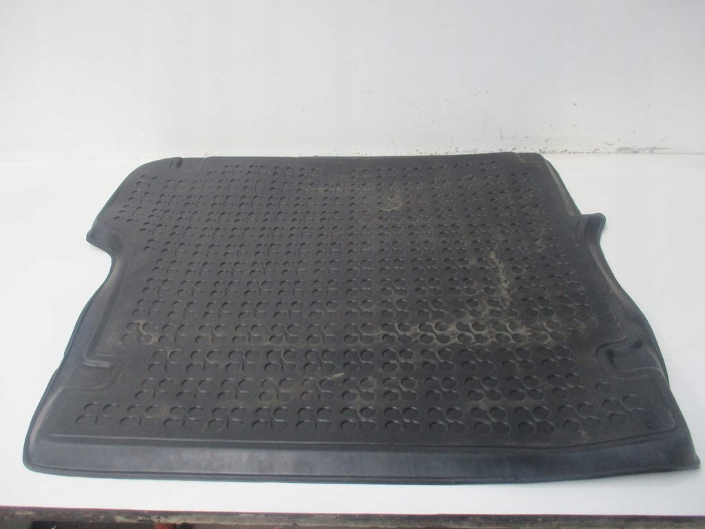 фото №5, Гумовий елемент обшивка багажника bmw x3 e83