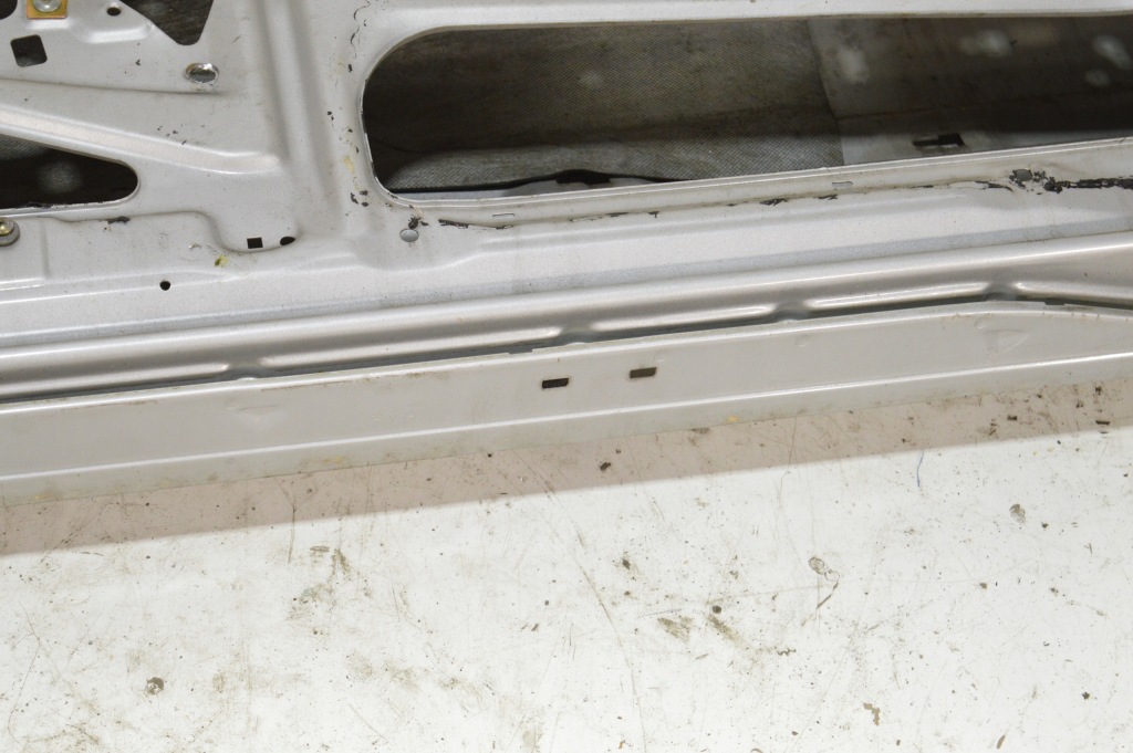 Дверь правое 744 pierwszy лак bez ржавчина mercedes r129 sl 1297200209 Недорого