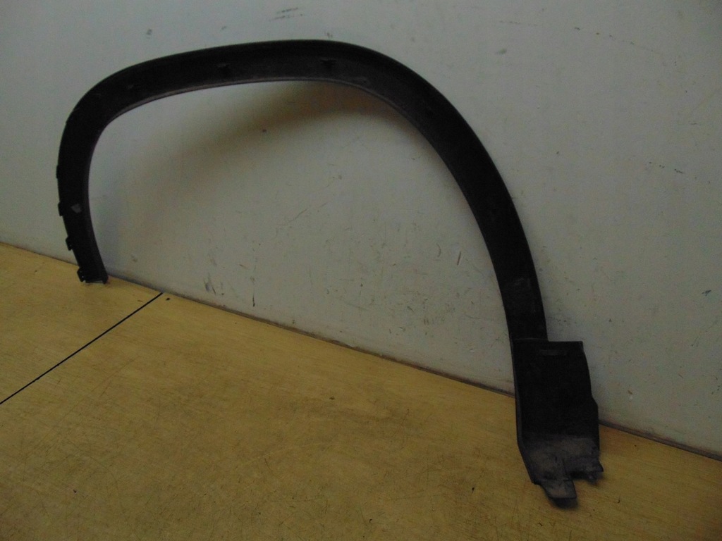 фото №11, Молдинг накладка крыла правая перед mercedes gla a2478850100