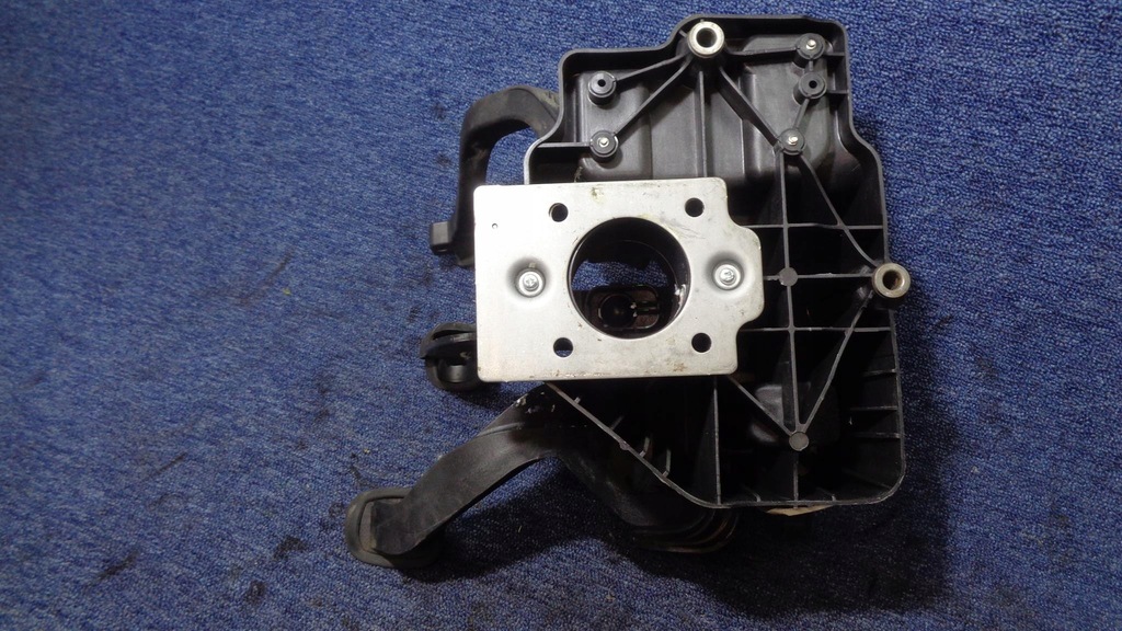 фото №8, Педаль педалі lancia delta 3 iii 1.6 m-jet 08-14r. eur