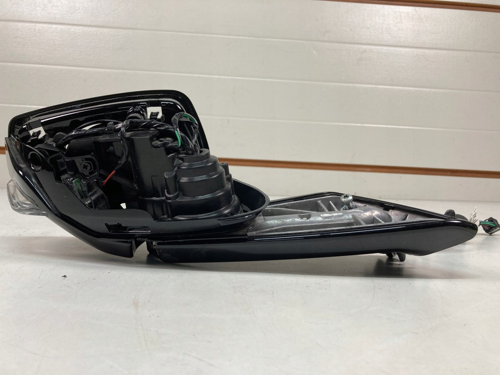 фото №14, Зеркало правое chevrolet corvette c8