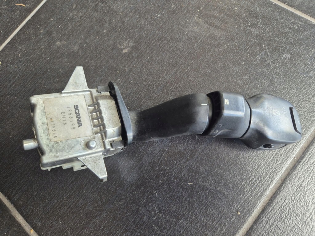 фото №1, Переключатель руля ретардер scania r 1858199