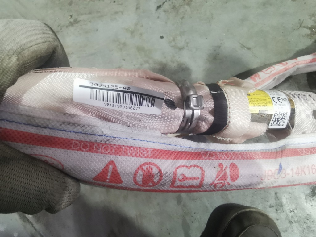 фото №8, Шторка безопасности левая правая evoque e-pace j9c314k160