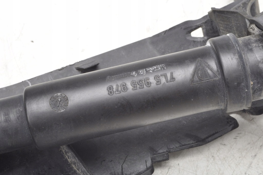 фото №3, Cayenne помпа омивача фари ліва