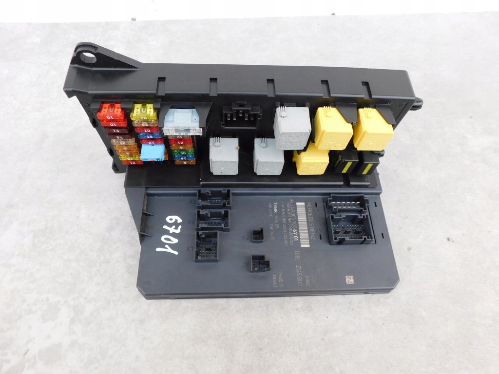 фото №1, Sprinter 906 vw crafter модуль sam касета bsi запобіжників a9069006701 oem