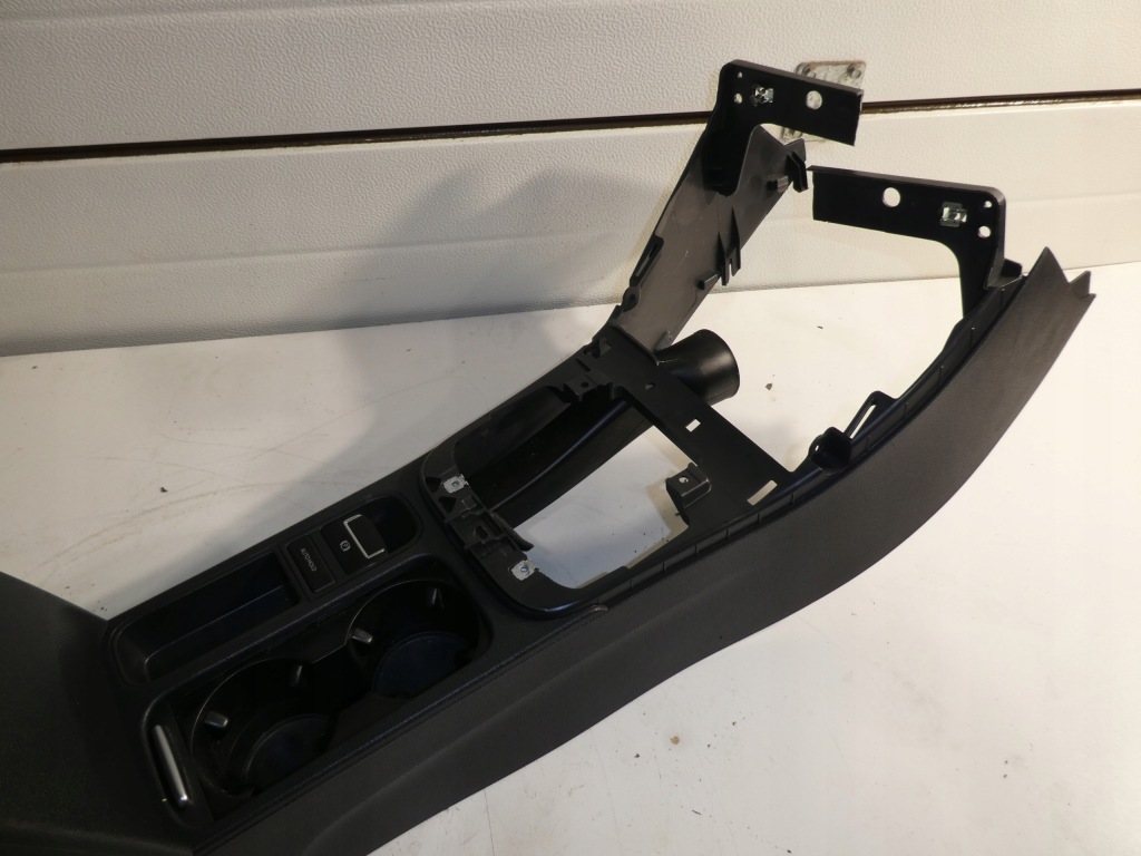 фото №7, Тунель підлокітник vw tiguan plus 5m0864207g