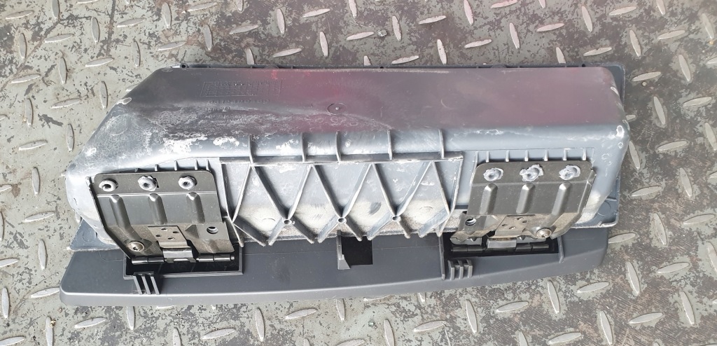 фото №3, Бардачок пассажира верхний peugeot 306