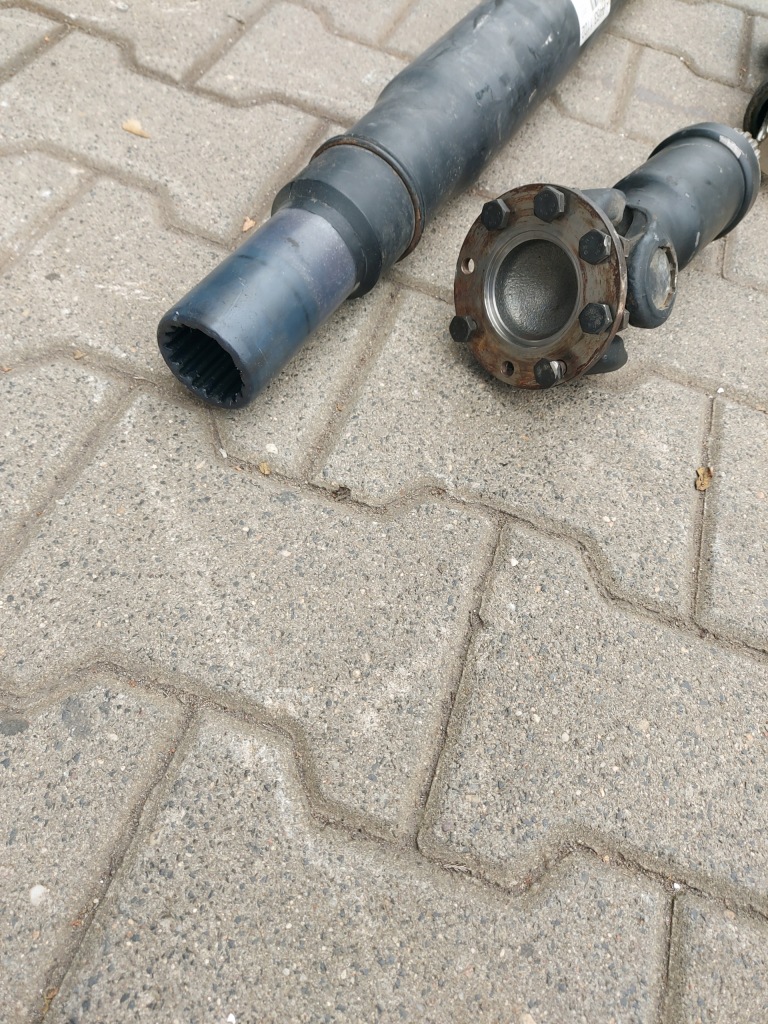 Wał привідний mercedes 463 w463 g-klasa a4631102 Недорого