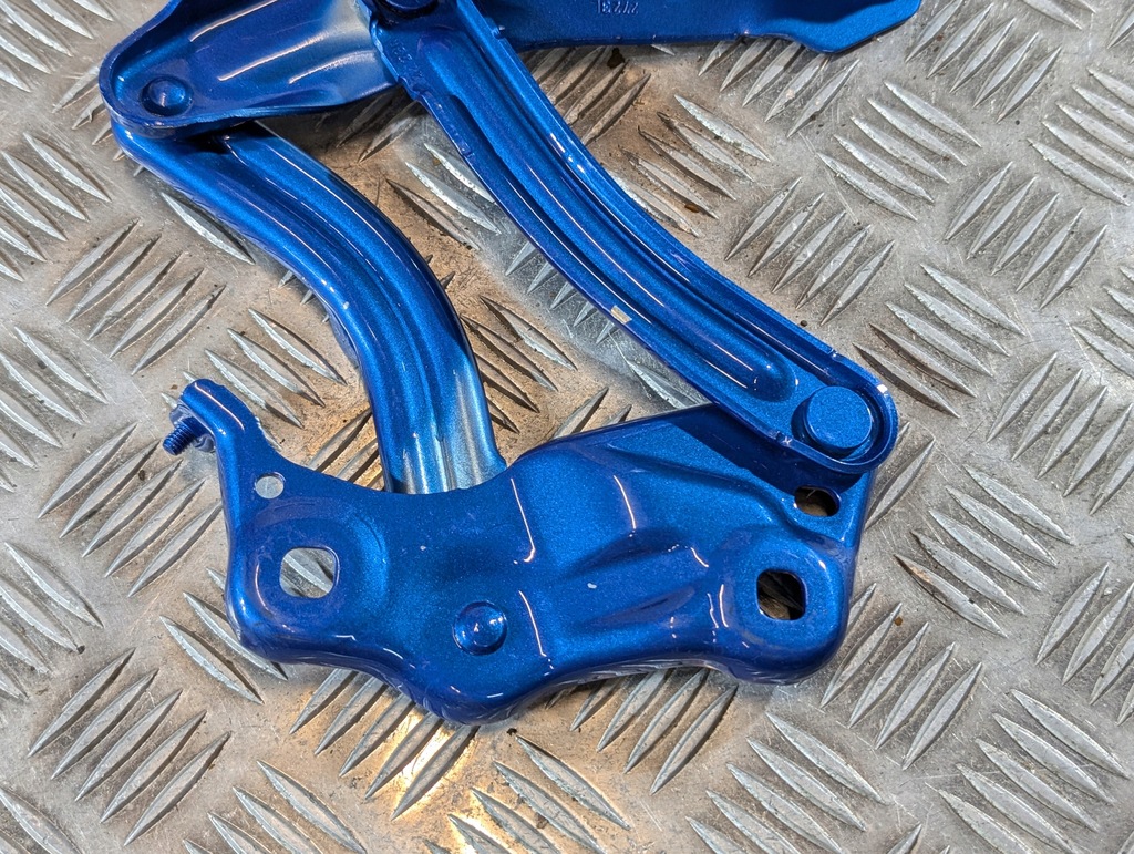 фото №8, Skoda enyaq 5la петля капот левый правый