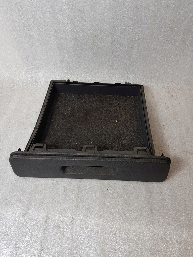 фото №1, Бардачок сиденье 883900001r renault scenic iii