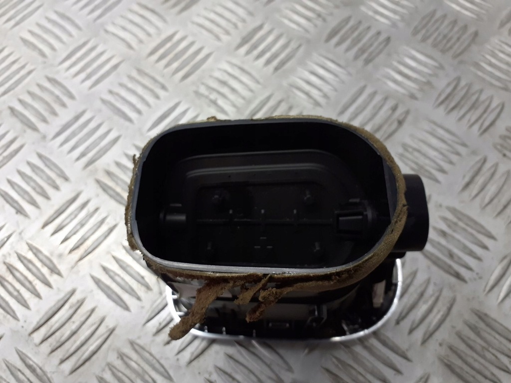 фото №3, Решётка обдув citroen c3 picasso 1.4