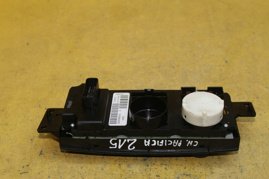 фото №7, Панель управление обдув 05005460aa pacifica i