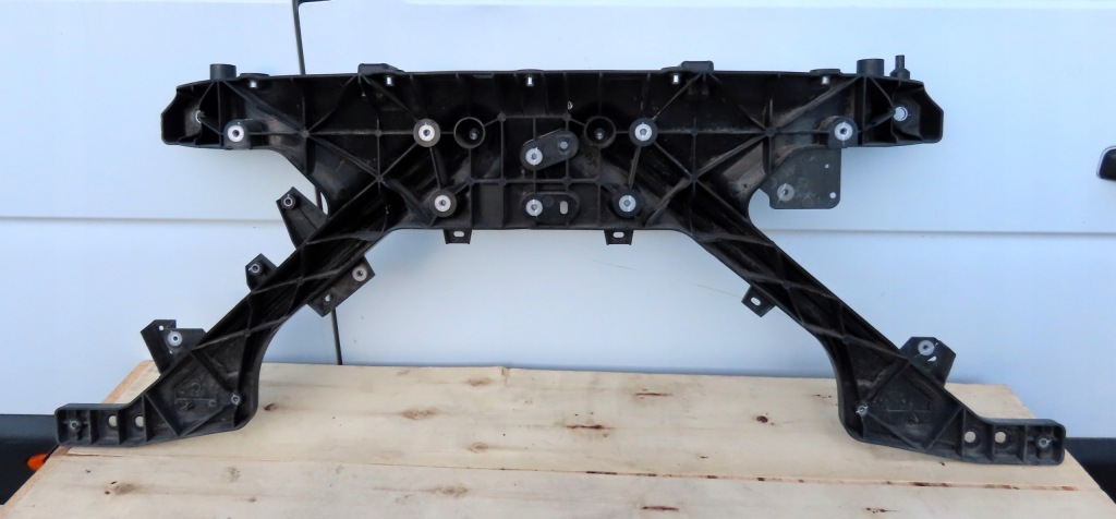 Купити Підсилювач перед балка tesla y 149513900b
