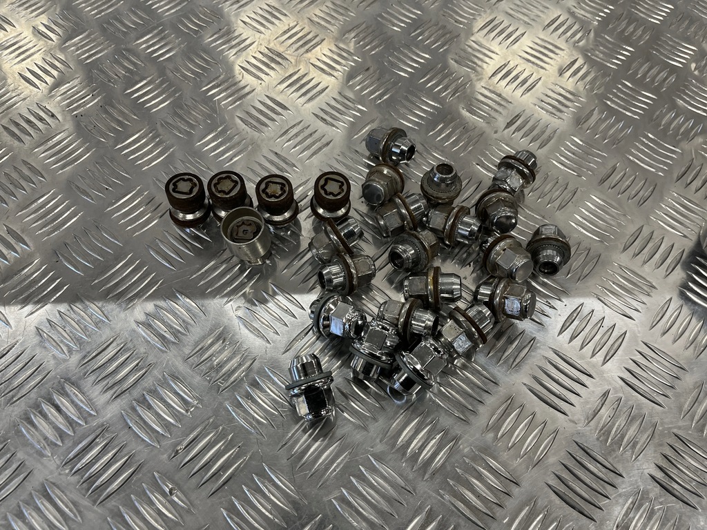 фото №1, Секретки болты kół infiniti q60 cv37 16-