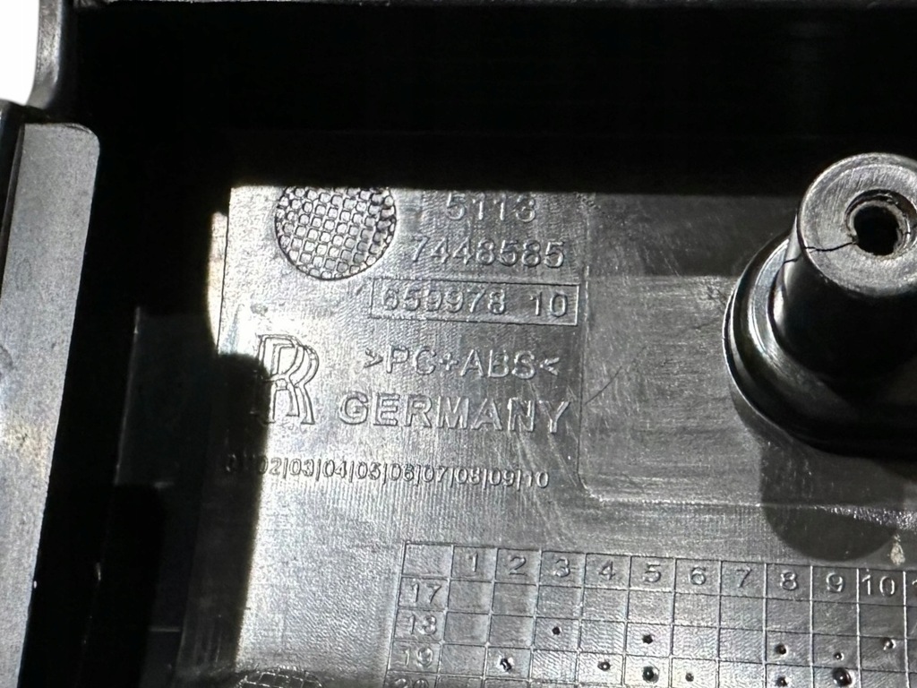 фото №8, Rolls royce cullinan молдинг поріг накладка lh 51137448585