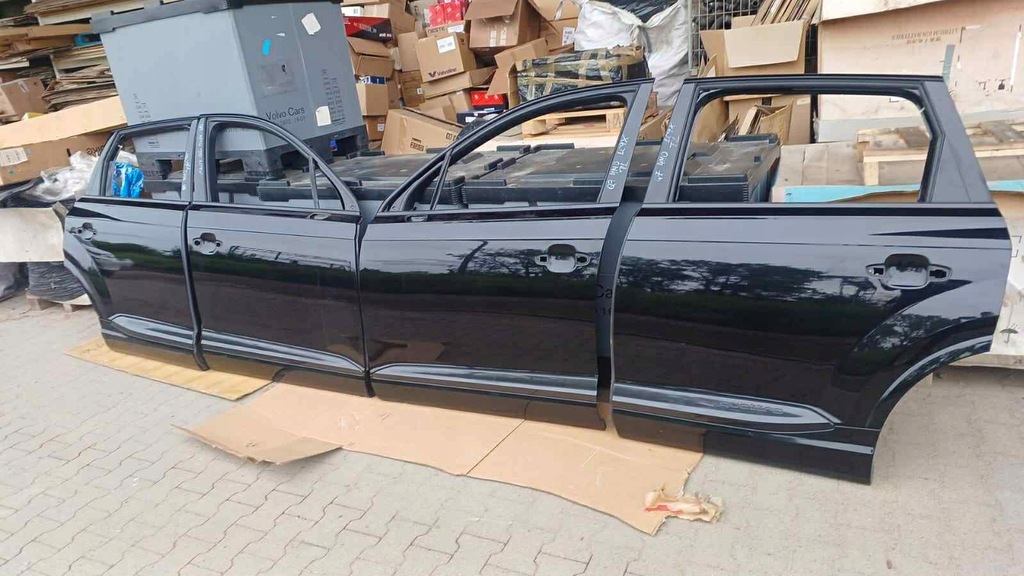 фото №1, Audi q7 sq7 4m sline дверь перед задняя lc9x