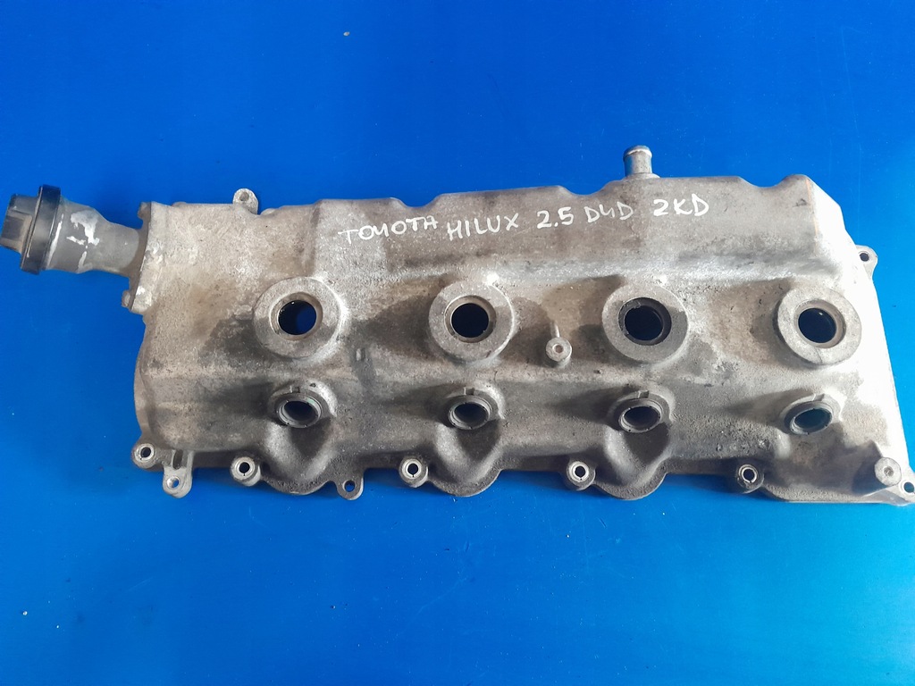 фото №1, Крышка клапанов toyota hilux 2.5 d4d 2kd