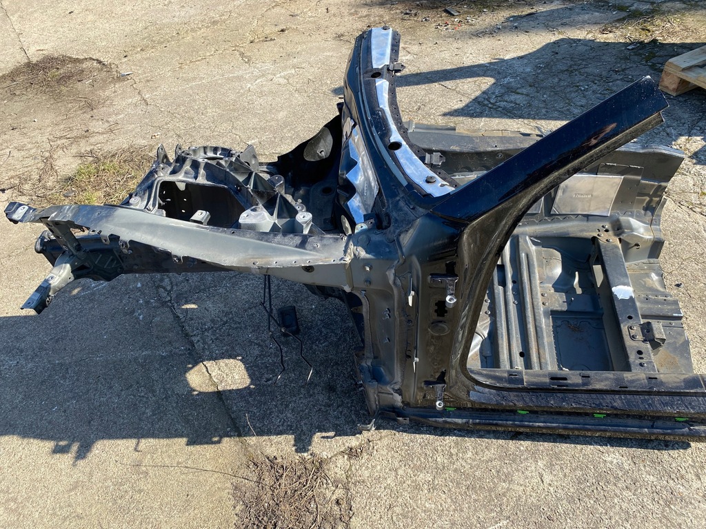 фото №1, Четверть перед правая левая panamera 971