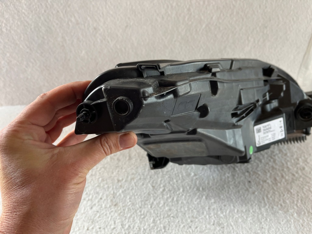 Фара левая перед европа  tesla 3 y рестайлинг  full led 1514952-00-d Цена