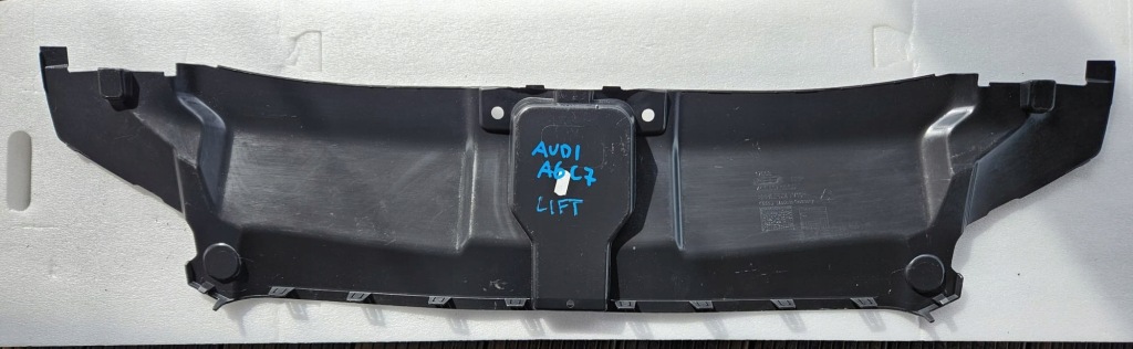 Накладка поперечина передний audi a6 c7 lift 4g0807081d Недорого