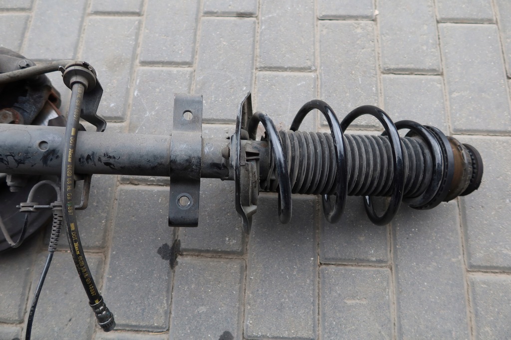 фото №7, Поворотний кулак правий перед clio v 0.9 tce