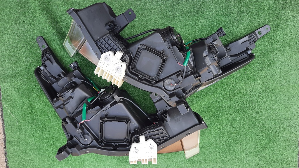 фото №5, Nissan leaf 2 ii линза лампы передние