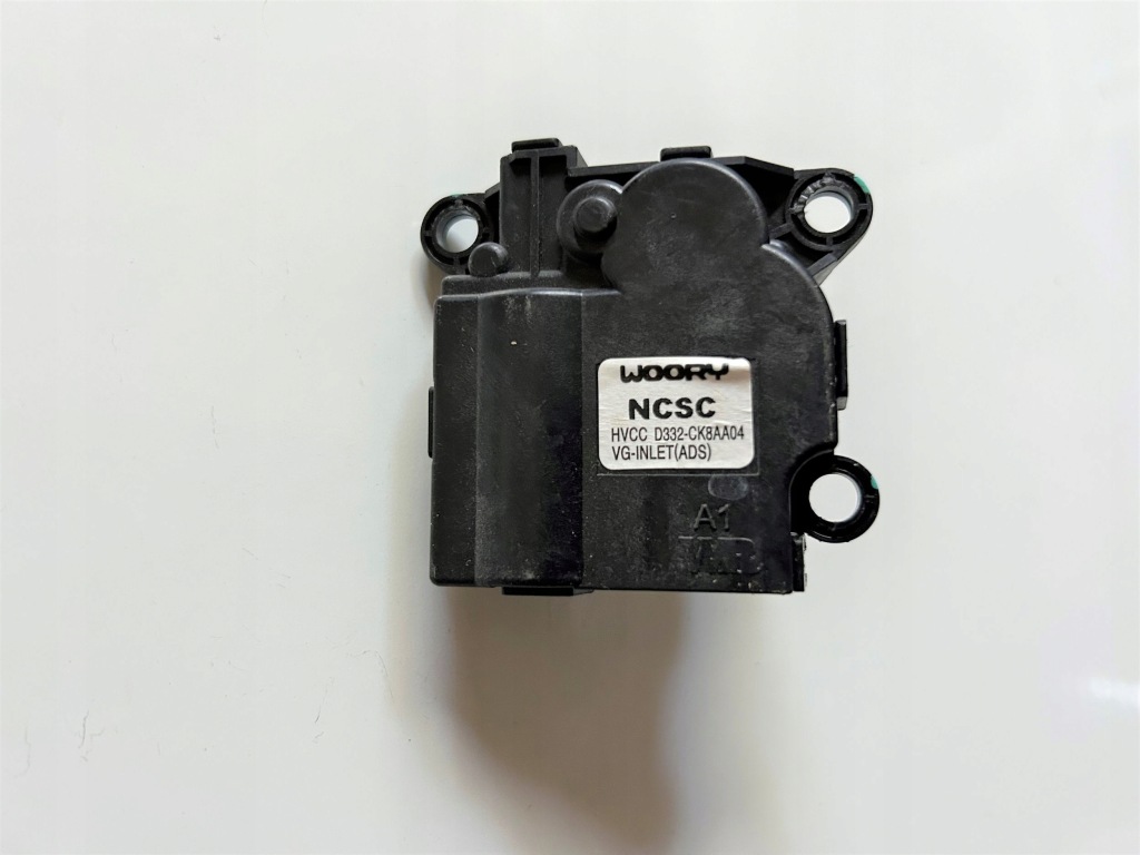 Купити Tesla model s 2014 двигуни вентилятор