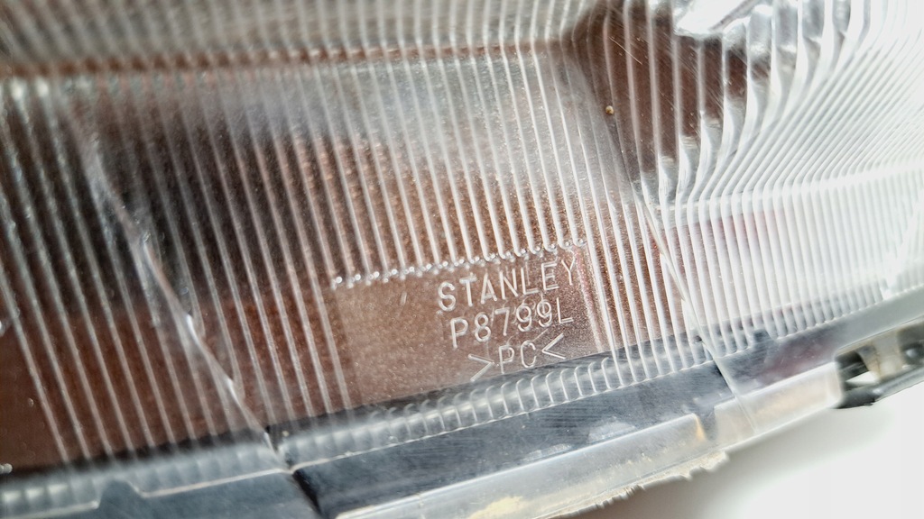 фото №13, Suzuki swift mk7 sport 11-17 лампа левая ксенон 35320-70l00 p8799l