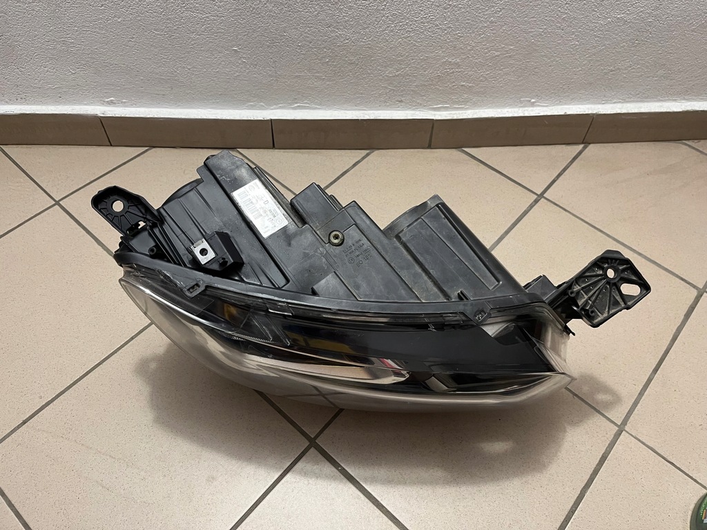 фото №11, Лампа передняя перед правая toyota proace city 19-