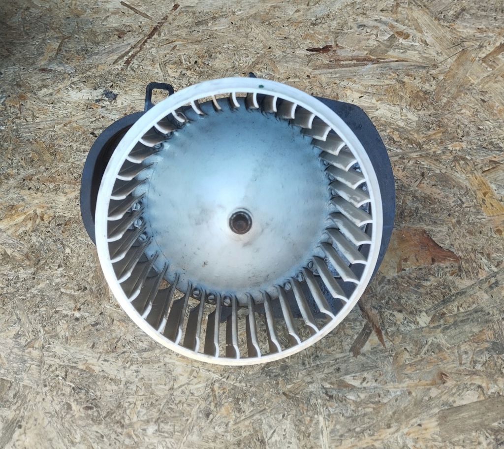 фото №1, Porsche cayenne 7p5 вентилятор вентилятор 7p0820021f