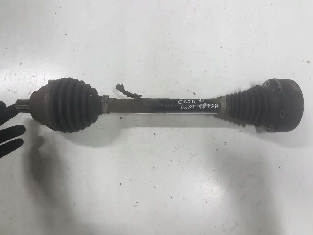 фото №1, Skoda octavia 2 ii lift 1.8 tsi cda приводной вал левая