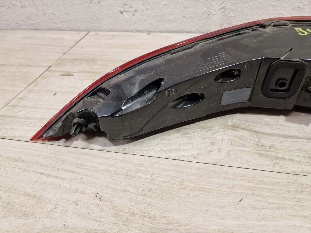 фото №8, Jaguar e-pace 2019 лампи задні