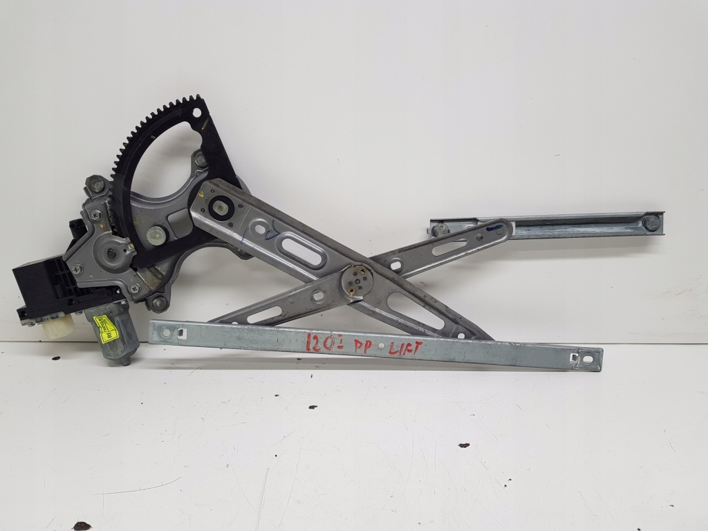 фото №1, Hyundai i20 lift подъемник стекло правый перед 2012-