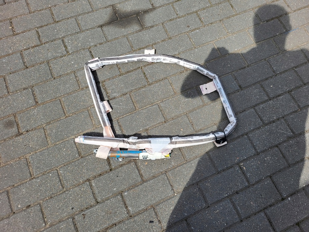 фото №1, Шторка безопасности правая audi q7 4m 4m0880742f оригинал