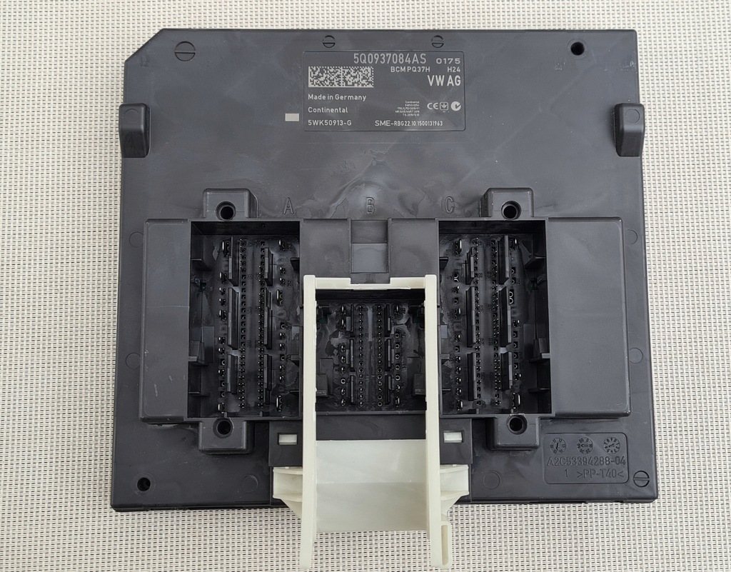 фото №1, Vw golf vii модуль блок управления блок управления бортовой сетью 5q0937084cl