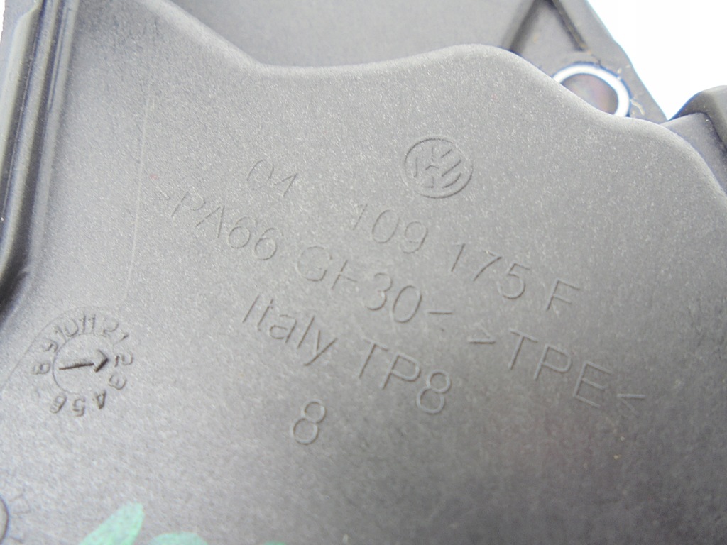 фото №8, Seat arona 2019 защита ремень распределительного вала 04c109175f