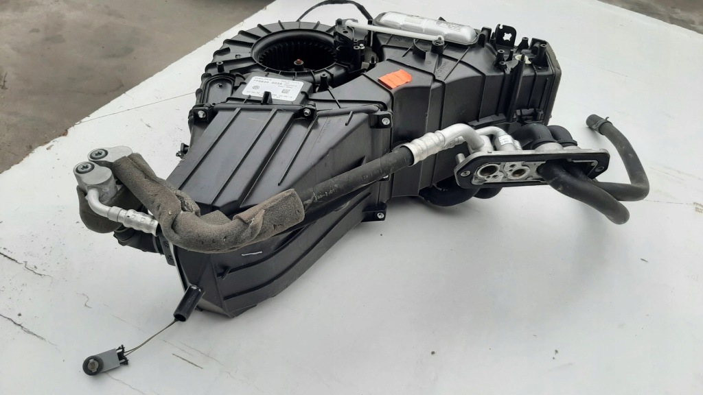 фото №3, Vw touareg 7p отопитель задняя 7p6820003a