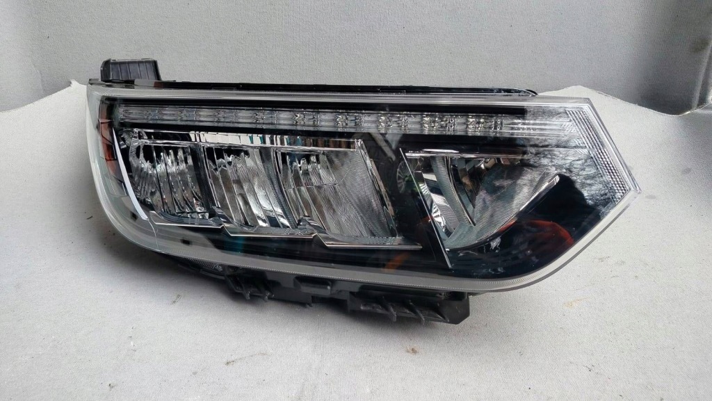 фото №1, Ssangyong tivoli фара правий full led 2019-