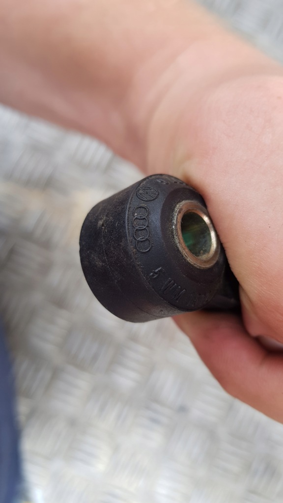 фото №8, A4 a6 датчик spalania детонаційний 054905377g