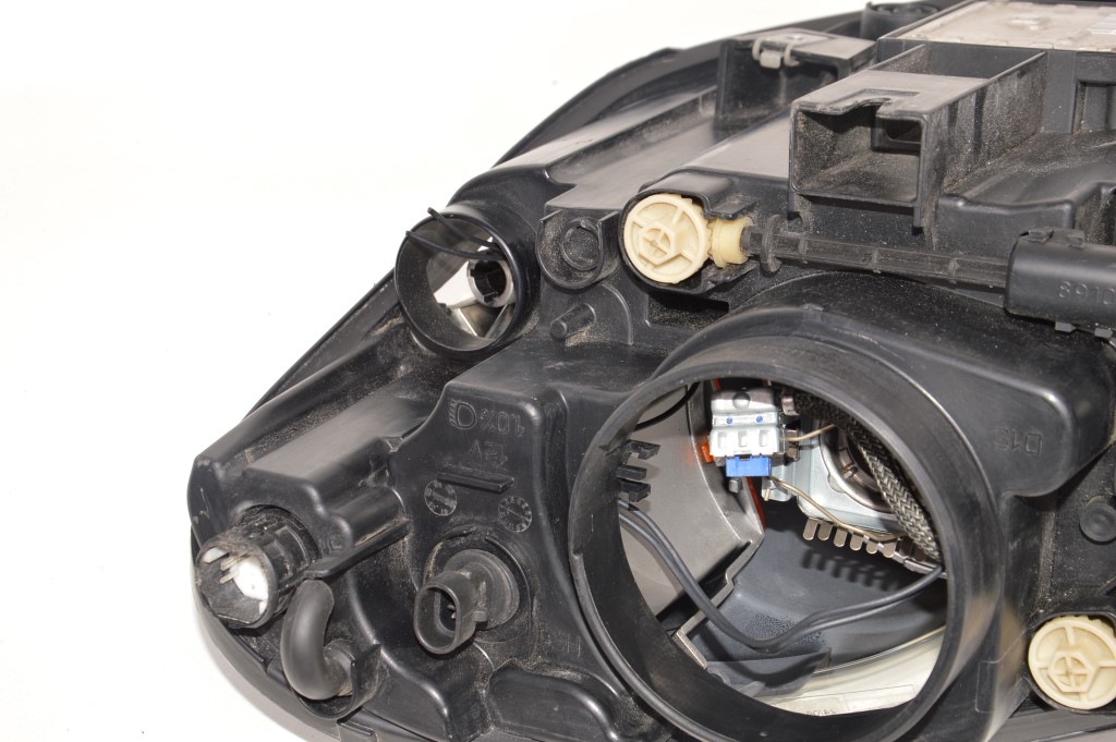 фото №10, Ferrari f430 f136e лампа правий перед