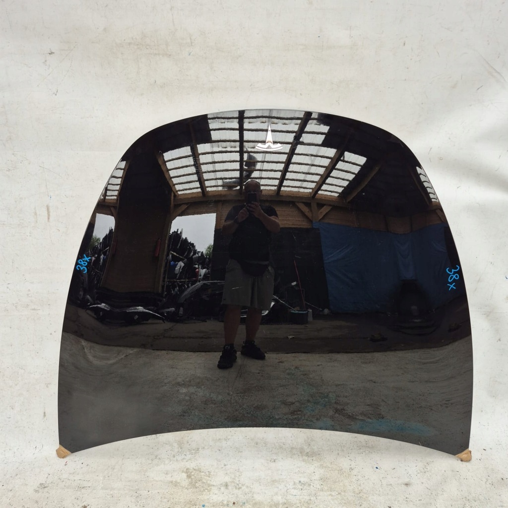 Купити Tesla model y 20- капот кришка двигуна