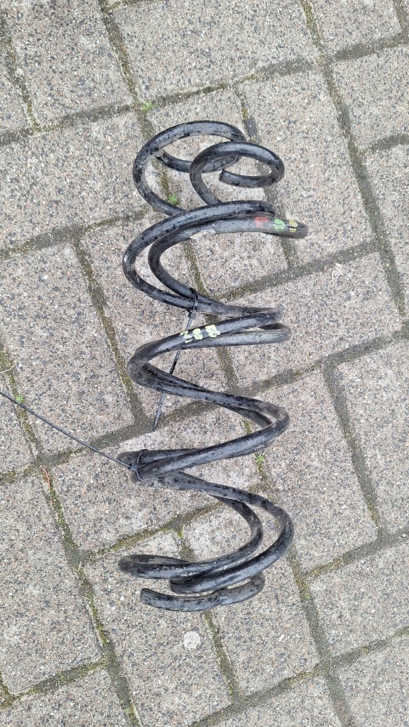 фото №1, Пружина подвеска задняя peugeot 308 ii t9 комплект