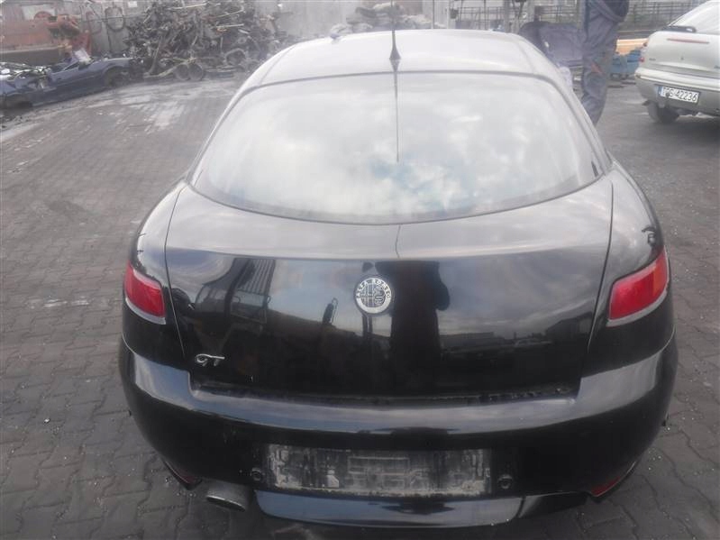 фото №1, Крышка багажника задняя alfa romeo gt