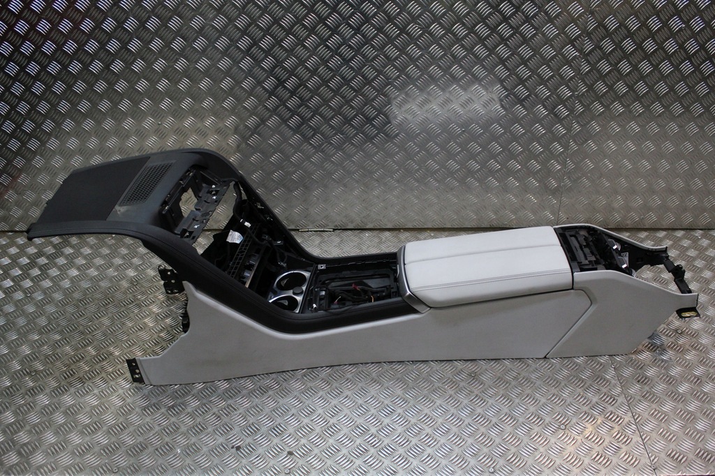 фото №8, Bmw 8 g14 g15 g16 тунель середній консоль різні