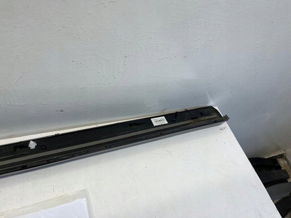 фото №9, Vw sharan молдинг порог левая 7n0854949h