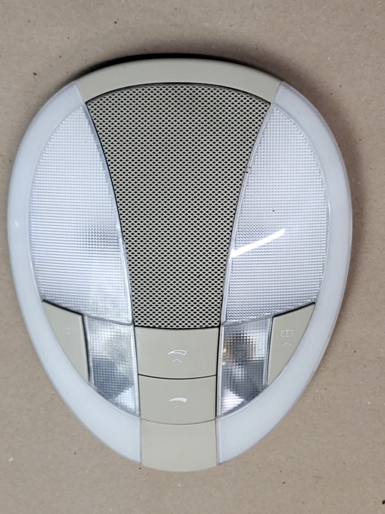 фото №1, Лампа потолочный освещение кабины перед mercedes e-kl w211 a2118202001